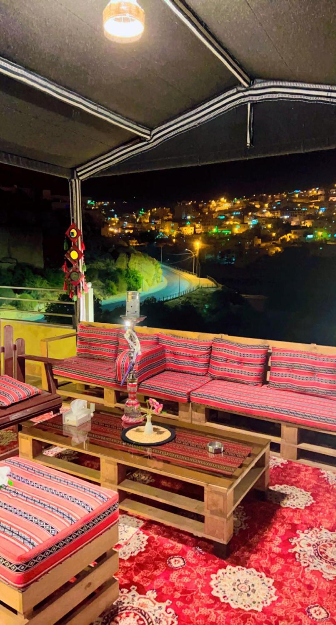 Petra Corner Hotel Екстер'єр фото